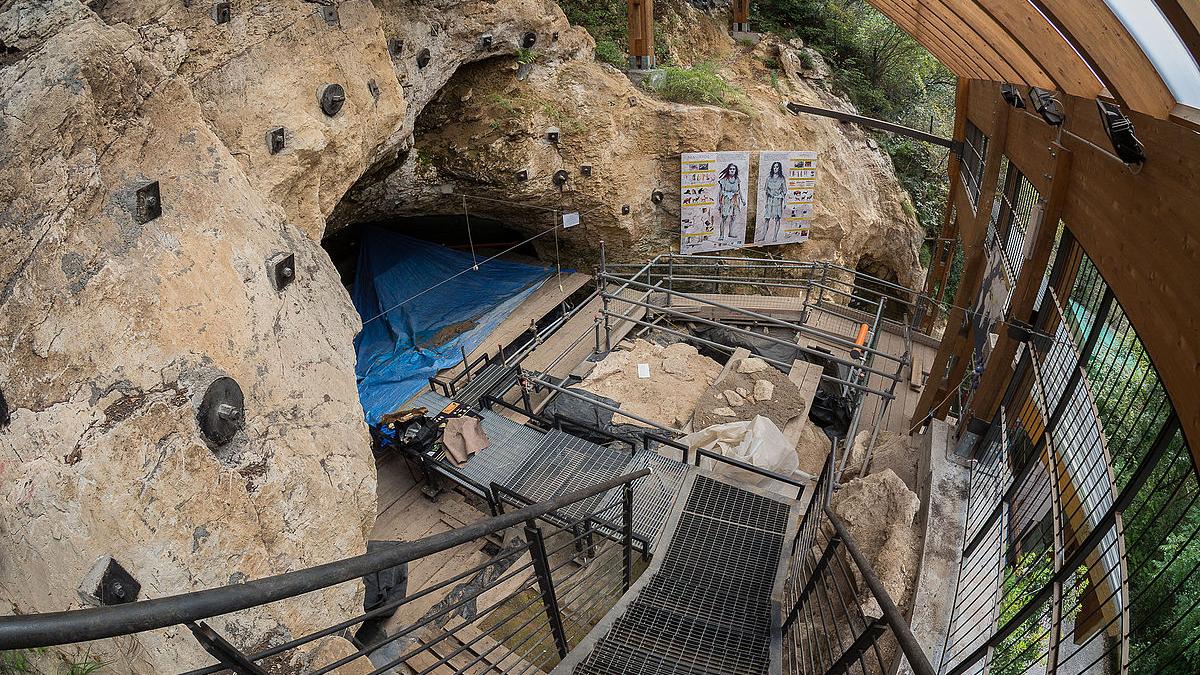 Grotta di Fumane - Escursione e visita guidata alla celebre grotta